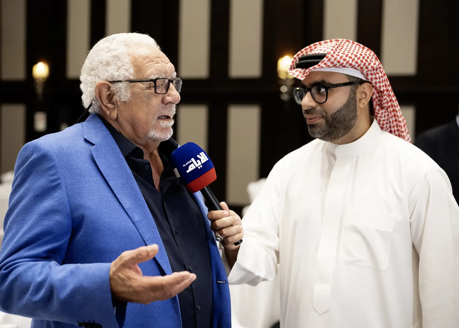 جمهور في فعالية مؤسسية في البحرين